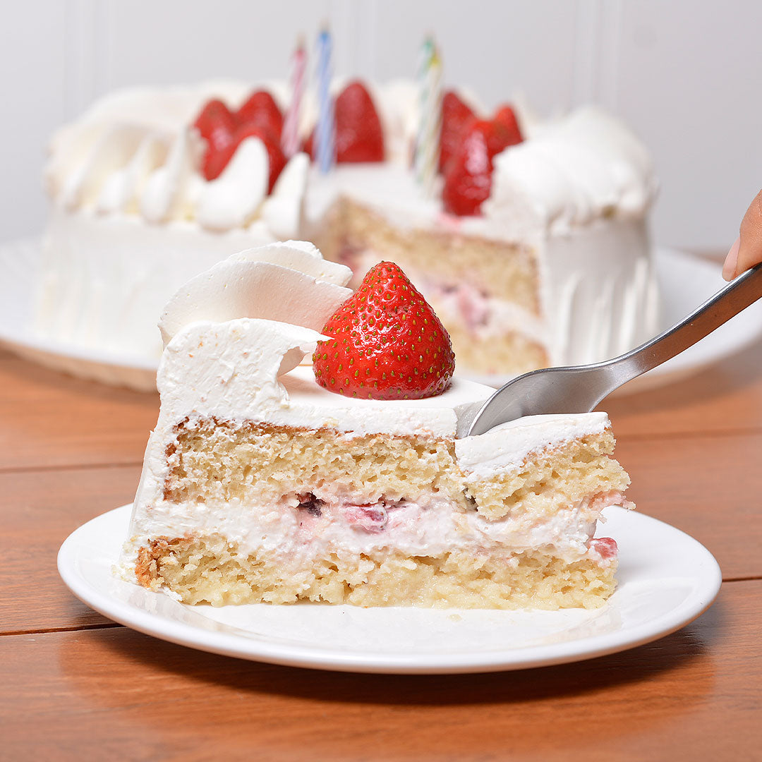 Pastel de vainilla con fresas (3 leches)